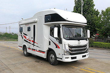 上汽躍進(jìn)H500輕卡平頭自動擋房車