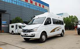 程力房車(chē)-上汽大通V80長(zhǎng)軸高頂自動(dòng)擋B型房車(chē)(全車(chē)軟包)